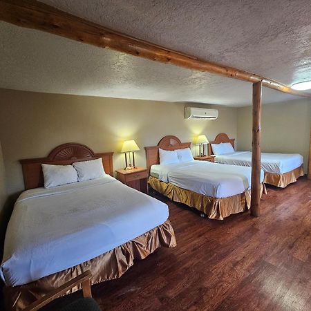 Redrock Country Inn คาแนบ ภายนอก รูปภาพ