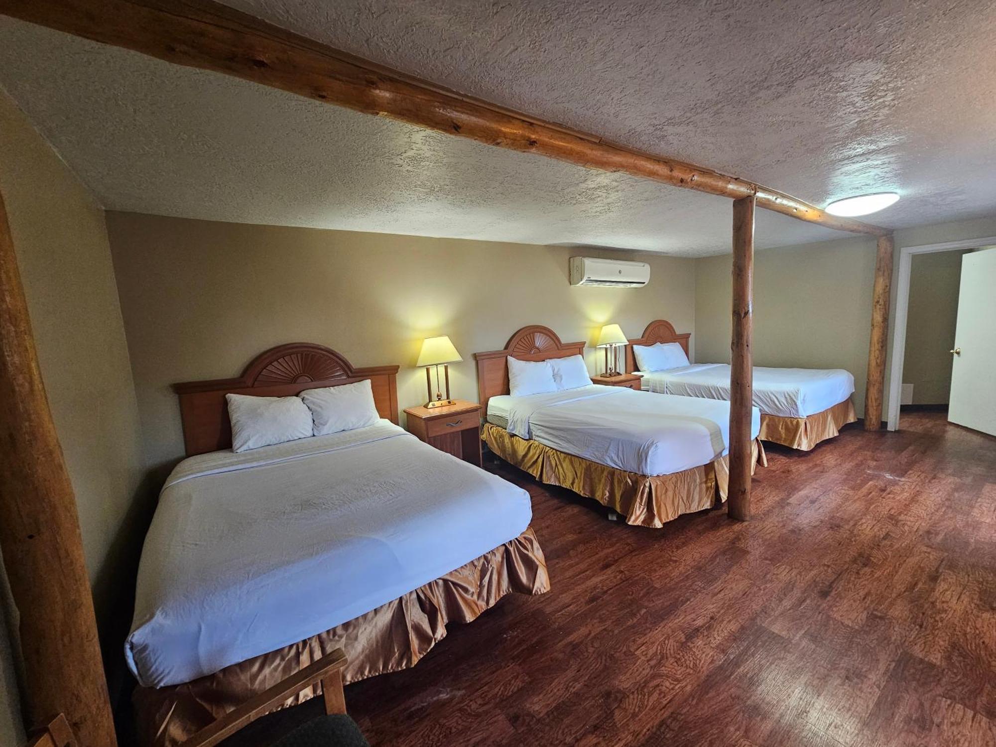 Redrock Country Inn คาแนบ ภายนอก รูปภาพ