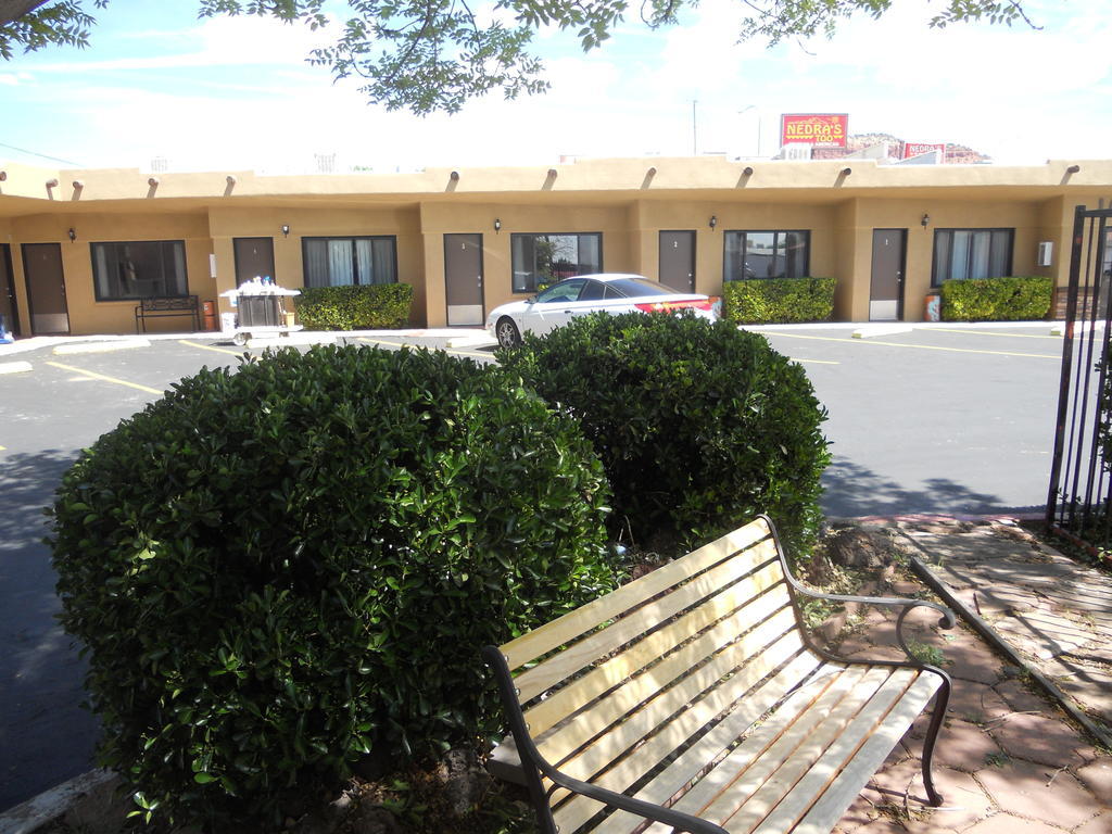 Redrock Country Inn คาแนบ ภายนอก รูปภาพ