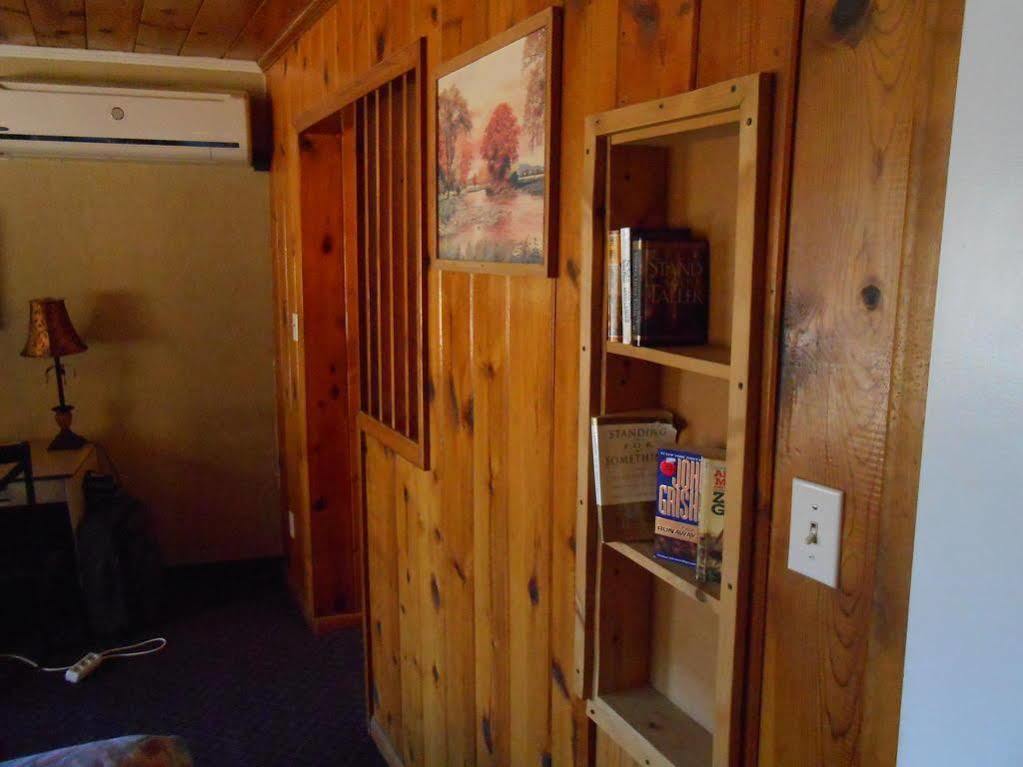 Redrock Country Inn คาแนบ ภายนอก รูปภาพ